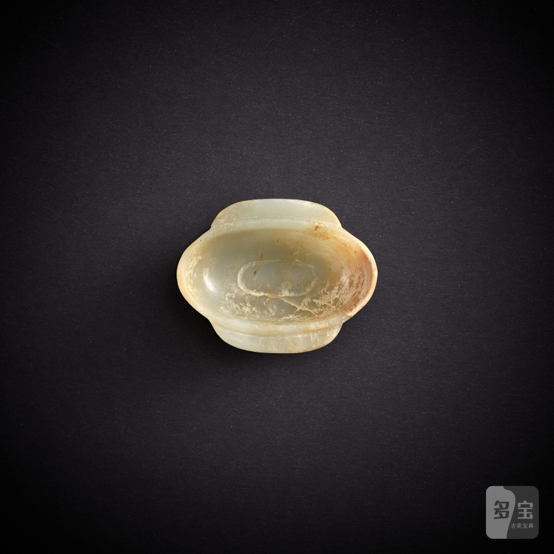 A small pale celadon jade cup, Han dynasty | 漢 青白玉耳盃 - 图2